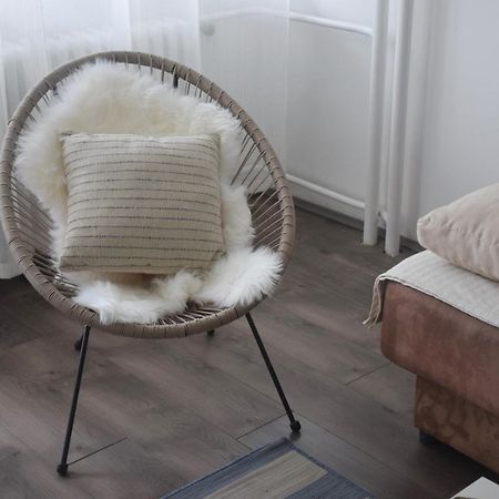 Feel Danube Apartment Zemun Esterno foto